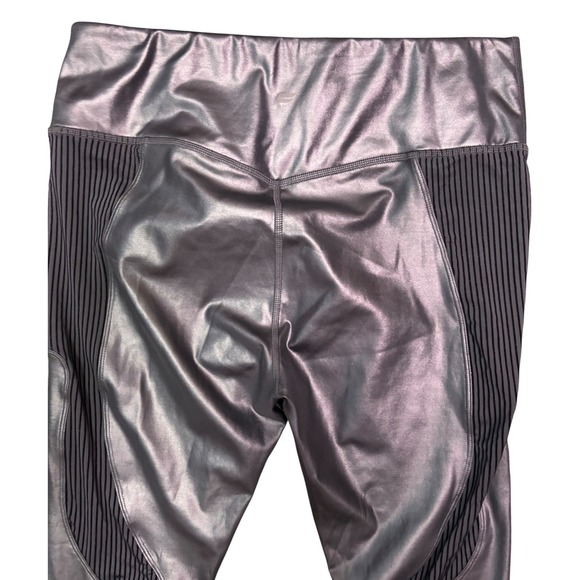 Fabletics Motion 365 Contour Highwaist Black Shine Khloe Edit Leggings NWT sz LG - Picture 5 of 6